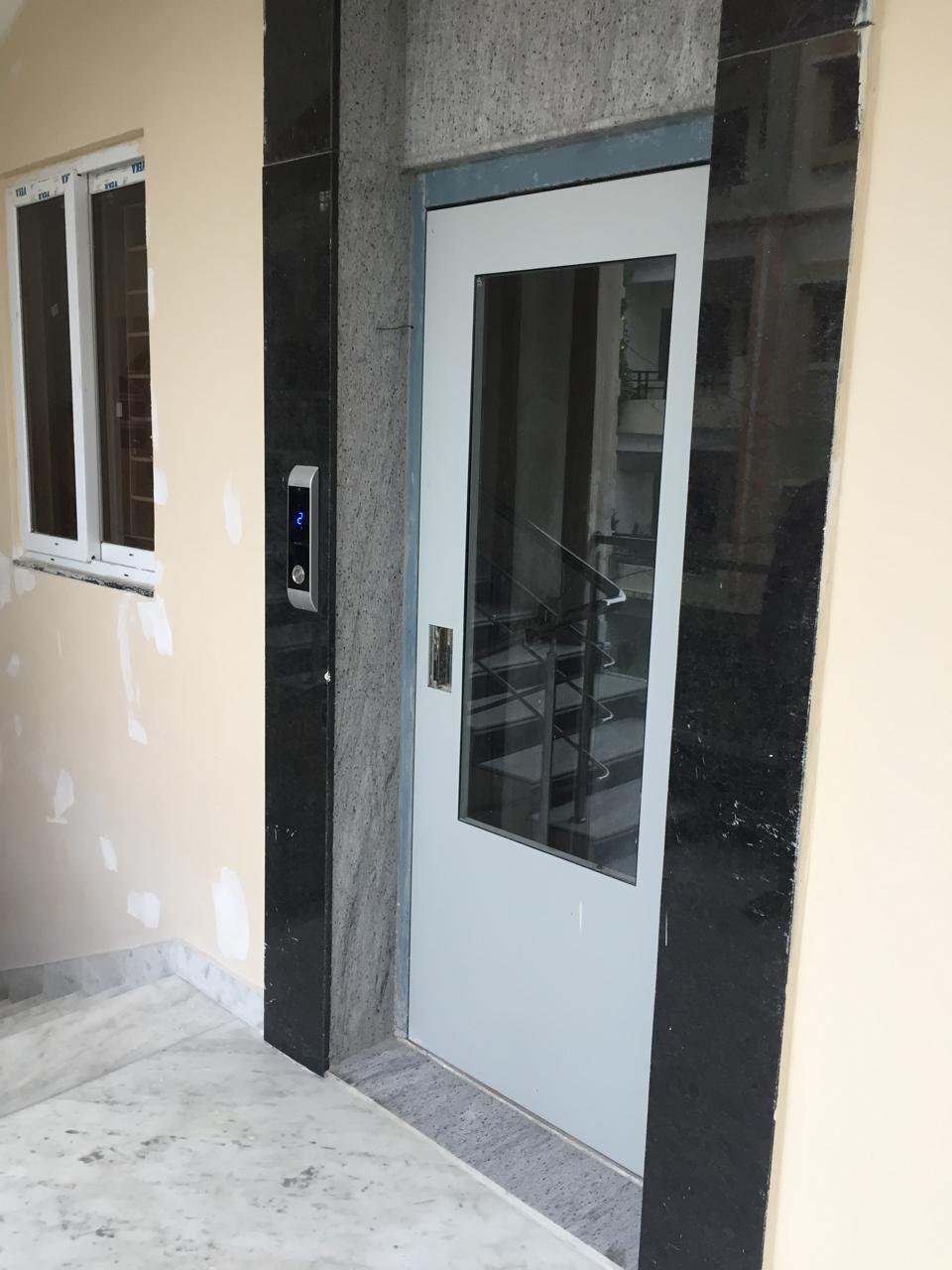 Regular Home Lift
